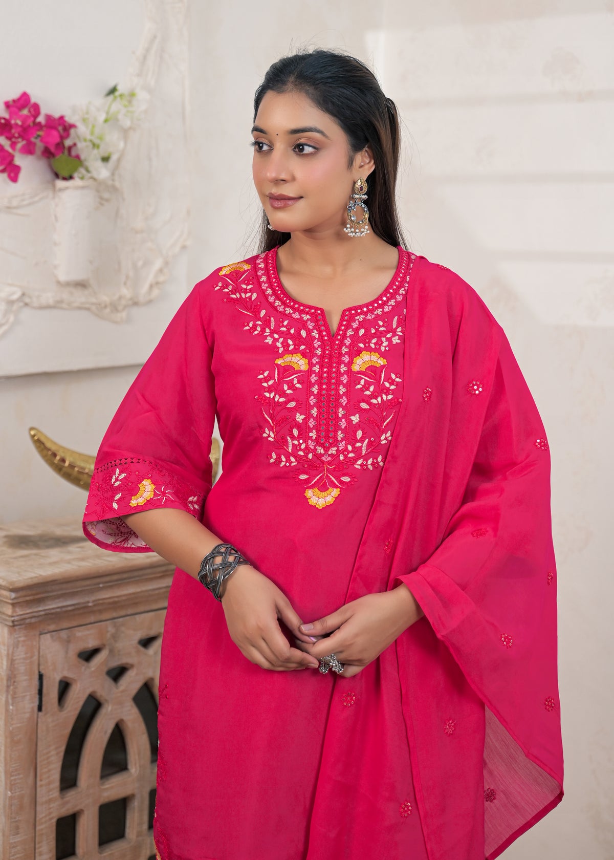 Notch Neck Short Kurta Salwar Set with Dupatta