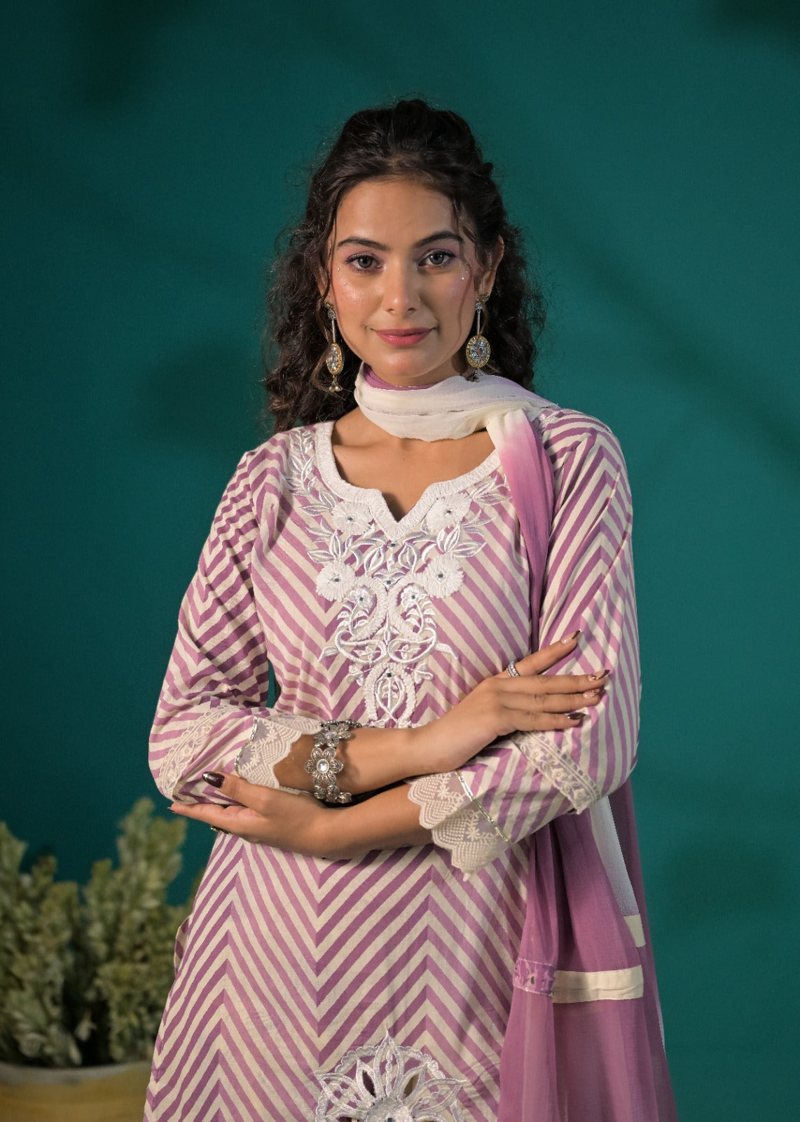 Women's Embroidered Straight Kurta with Floral Farshi  and Dupatta Set