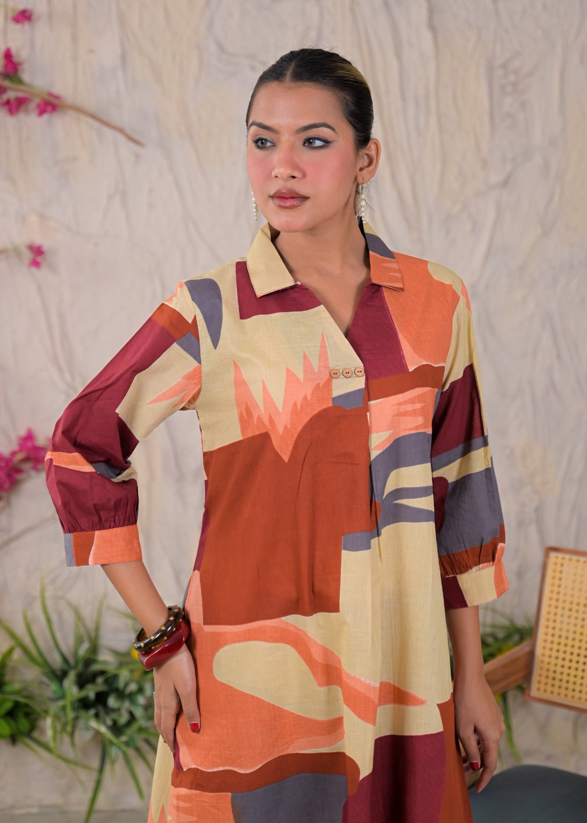 Collared Curved-Hem Tunic Kurta Set
