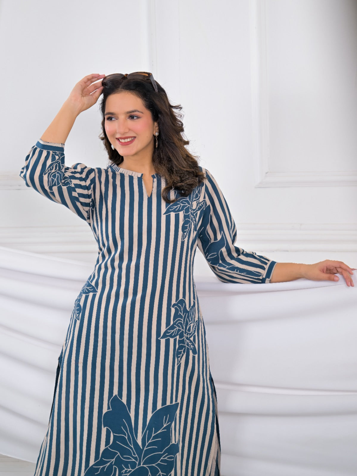 Striped Floral Motif High-Low Kurta Pant Set