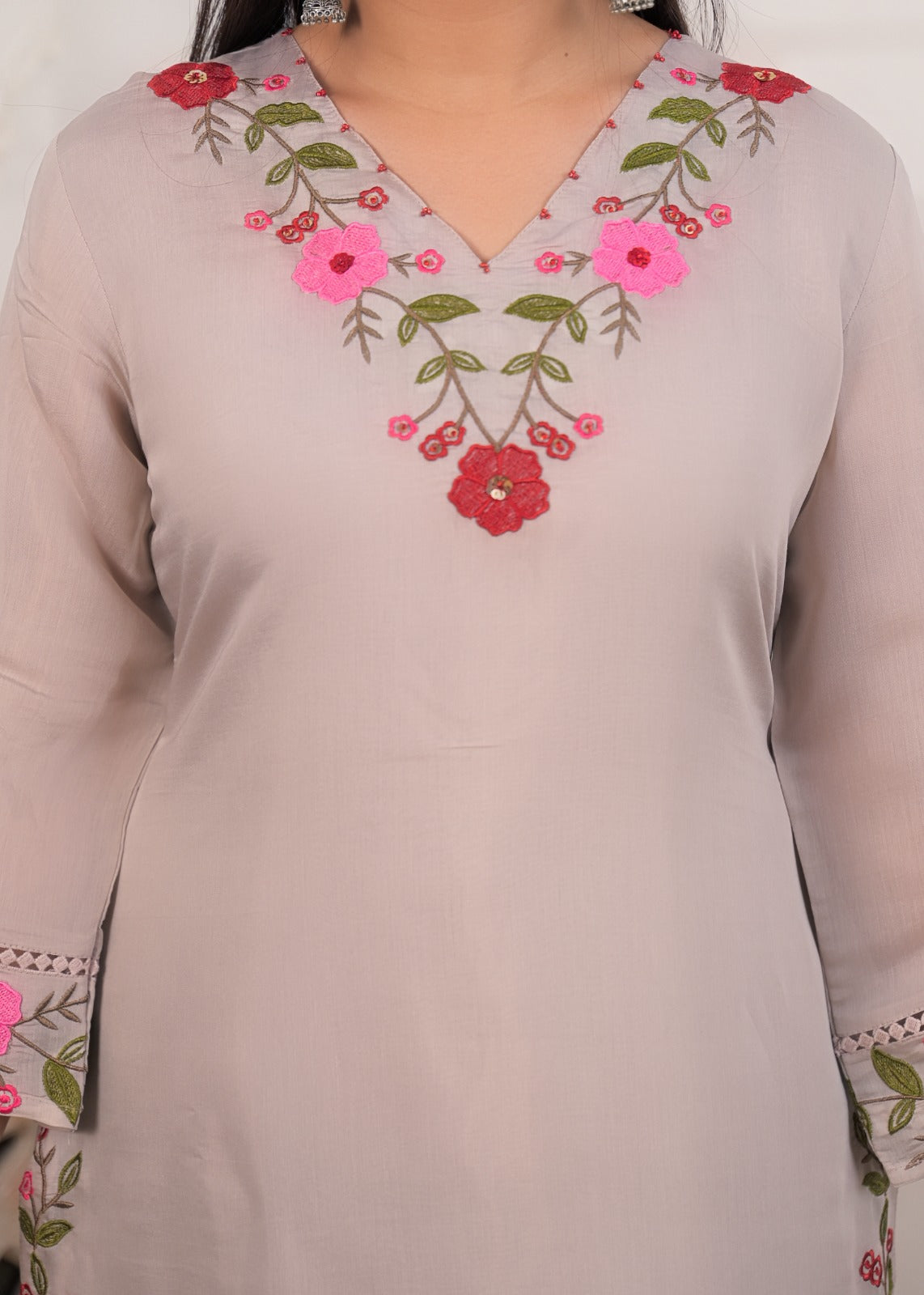 Resham Work V-Neck Kurti, Pants & Dupatta (Set of 3)