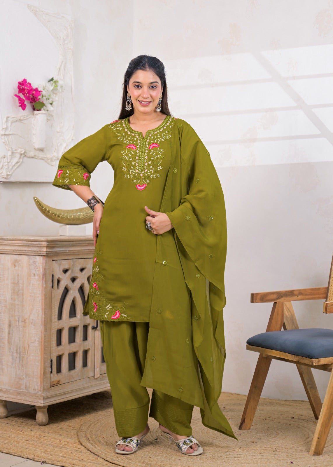 Floral Yoke & Daman Embroidered Afghani Kurti Set