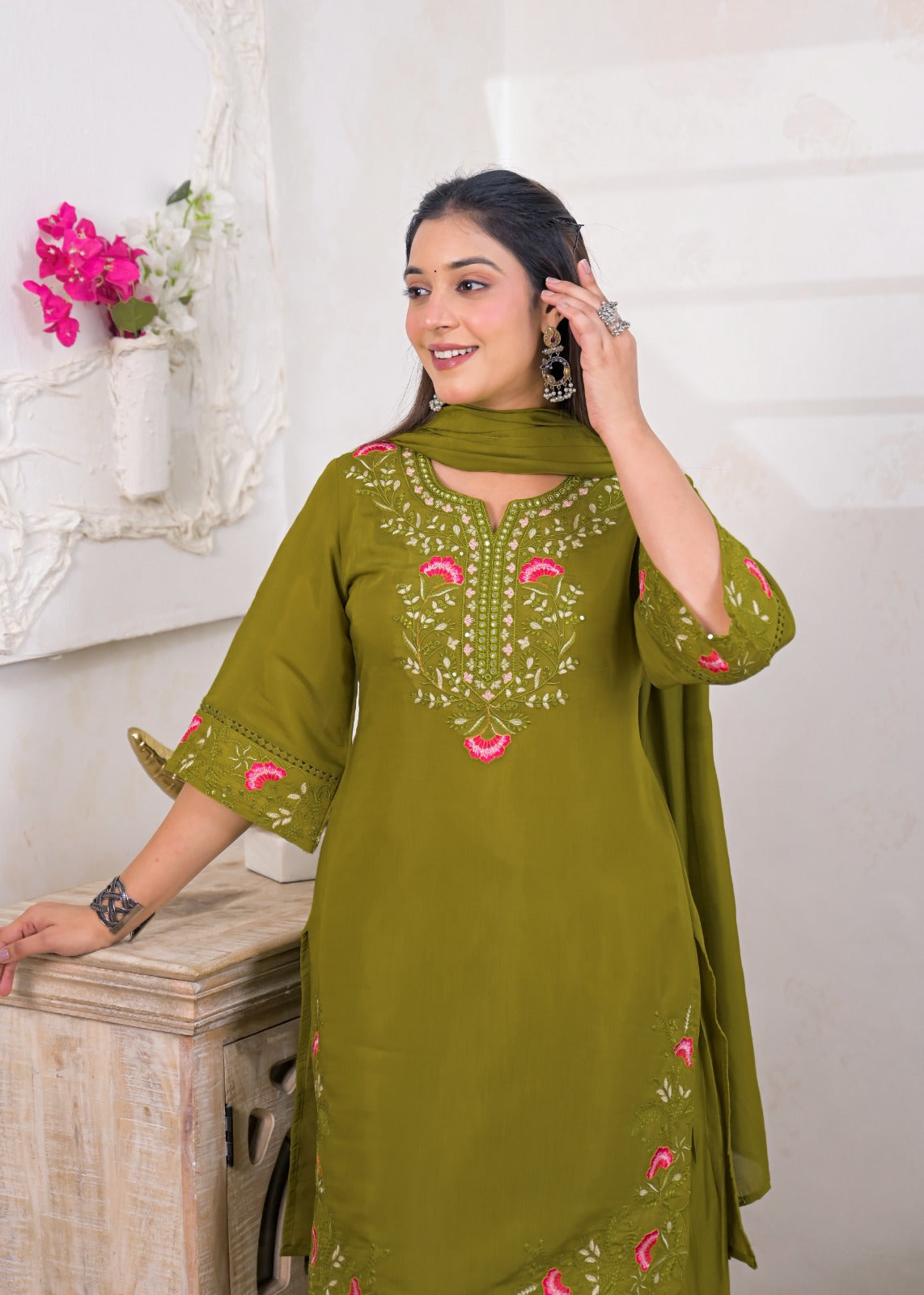 Floral Yoke & Daman Embroidered Afghani Kurti Set