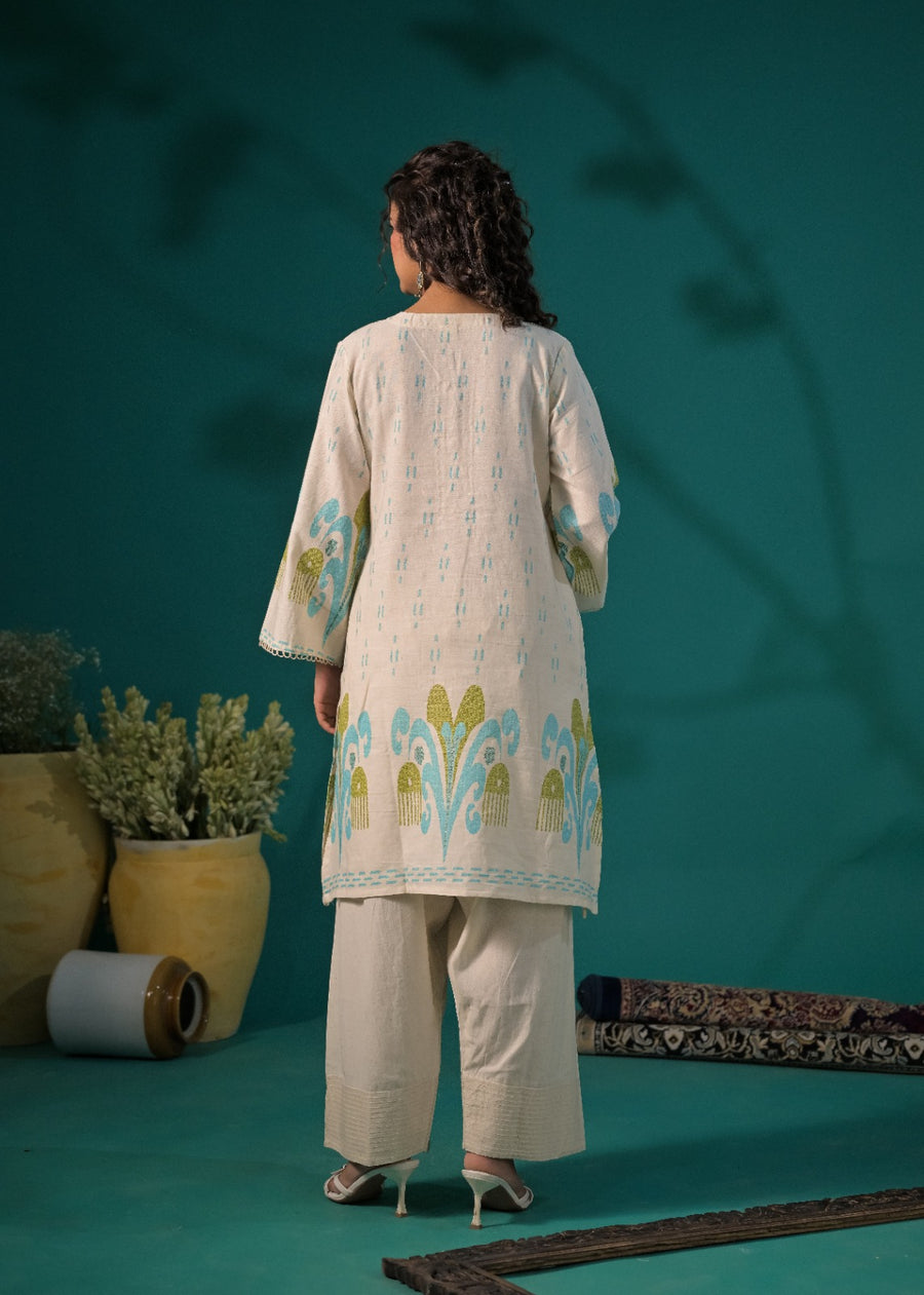 Lace-Hem Floral Motif Straight Kurta Pant Set