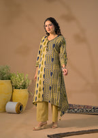 Dual-Pattern Asymmetric Hem Kurta & Straight Trouser Set