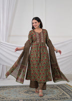 Floral Buti Printed Gathered Kurta Set with Pants & Dupatta