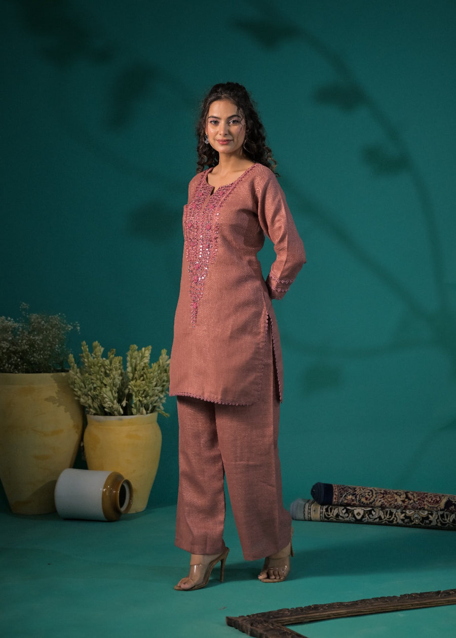 Embroidered Yoke Scalloped Hem Kurta and Pant Co-ord Set