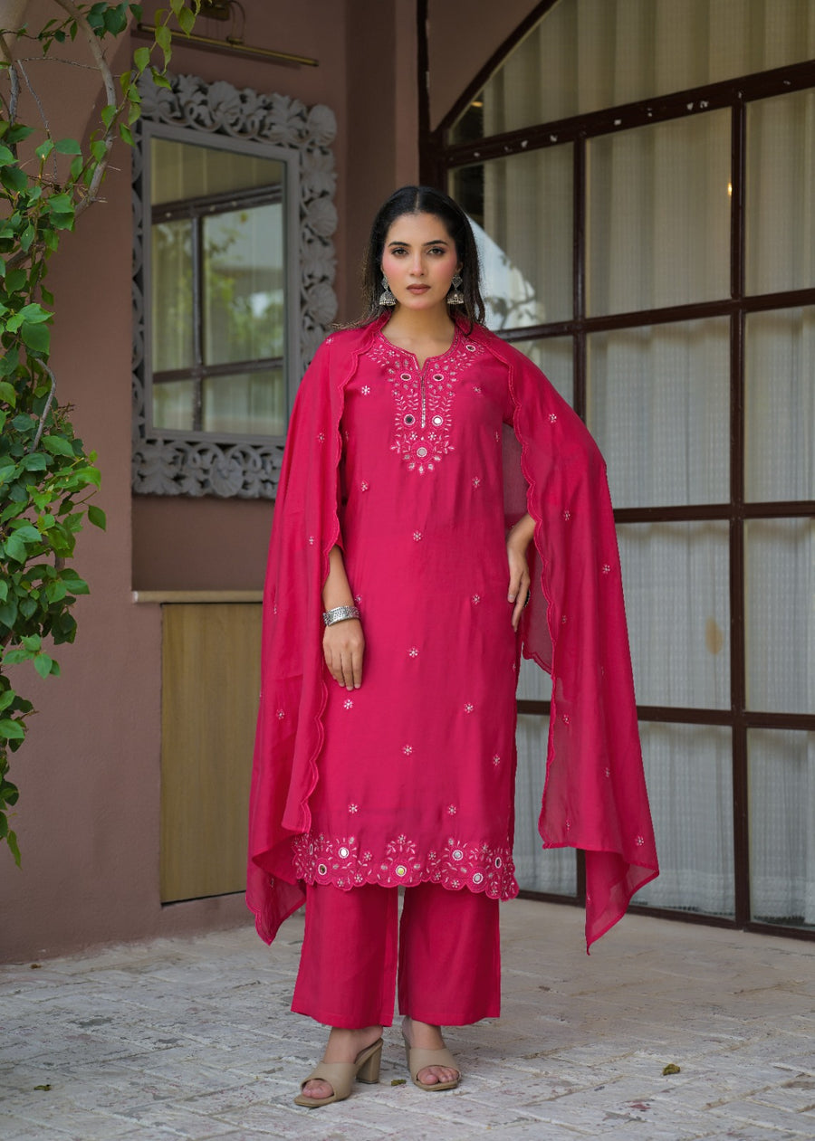 Festive Scalloped Hem Kurta Set