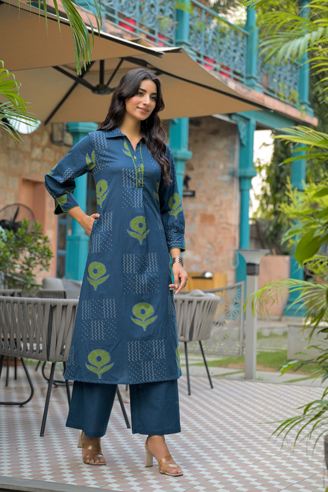 Abstract Floral Motif Kurti Set