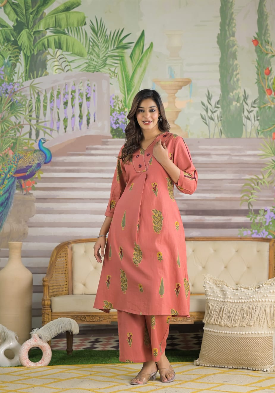 Elegant Floral Motif A-Line Tunic Kurti Set