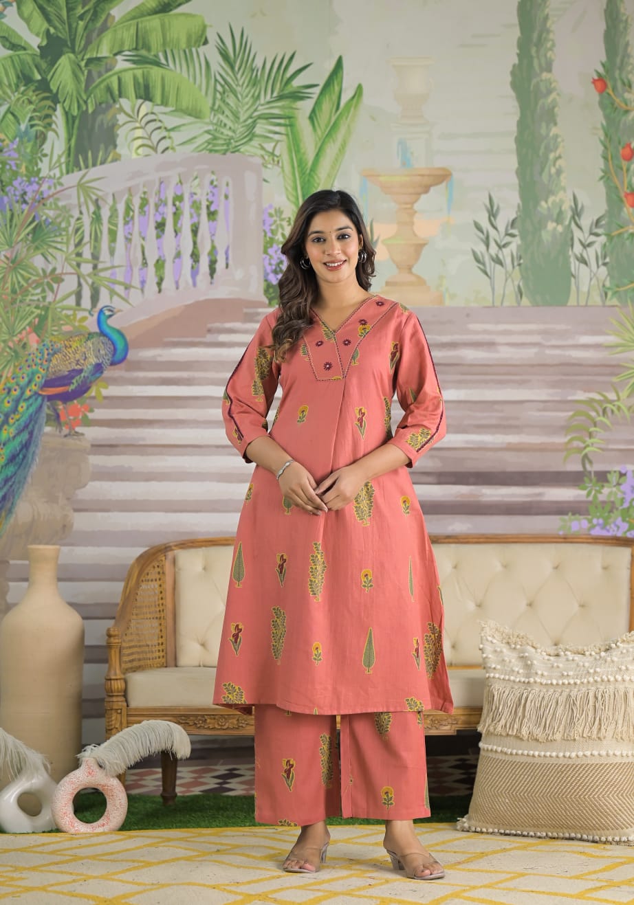 Elegant Floral Motif A-Line Tunic Kurti Set